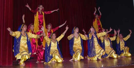 danceperformance3.jpg