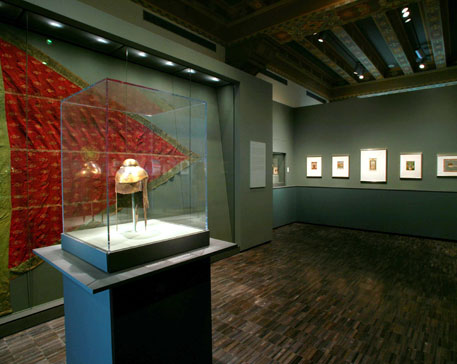 Fig. 17 & 18 Satinder Kaur Kapany Gallery of Sikh Art at the Asian Art Museum, San Francisco CA