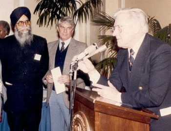 Dr. Kapany and Congressman Jim Corman address the House of Representatives, Washington D.C. in Spring 1984 Dr. Kapany and Congressman Jim Corman address the House of Representatives, Washington D.C. in Spring 1984