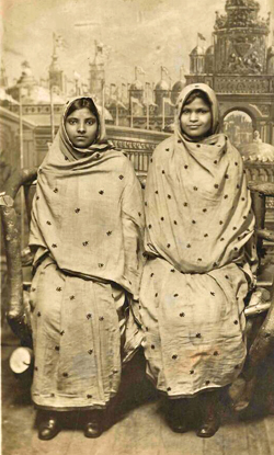 ‘Beyond Bollywood’ Exhibit on Indian Americans Opens at Smithsonian ‘Beyond Bollywood’ Exhibit on Indian Americans Opens at Smithsonian