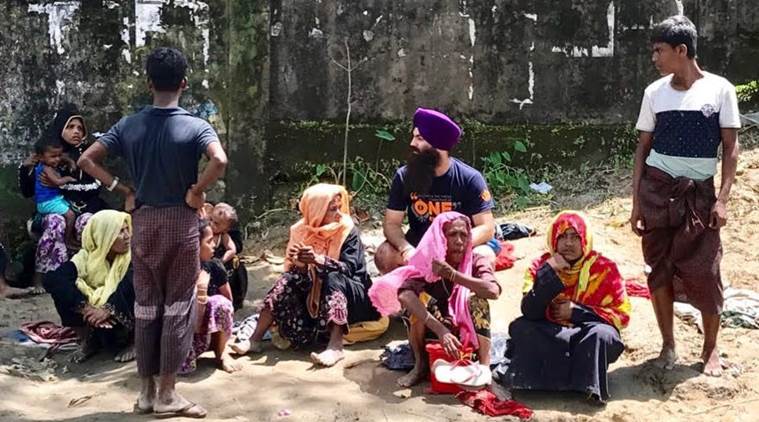 Rohingya crisis: Sikh volunteers reach Bangladesh-Myanmar border to provide langar to refugees Rohingya crisis: Sikh volunteers reach Bangladesh-Myanmar border to provide langar to refugees